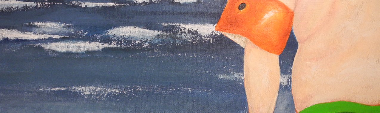 Bild mit Mann der mit Schwimmarmreifen am Strand ins Meer schaut